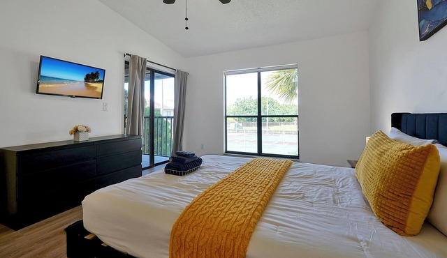 Cozy Oasis/3Beds/FastWifi/Patio/close to parks