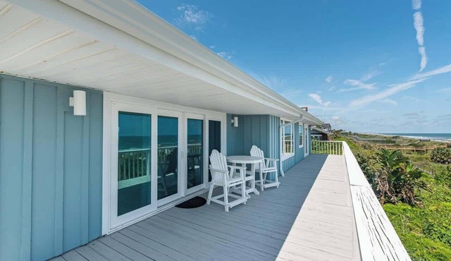 Crescent Beach Home, Ocean Views & Game Room