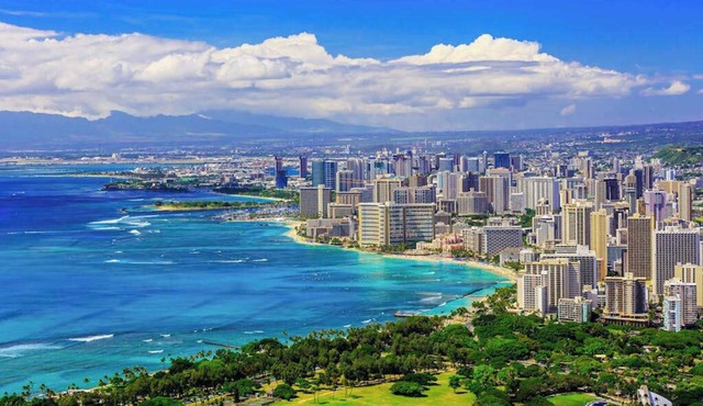 Diamond Head Views, Steps to Waikiki Beach