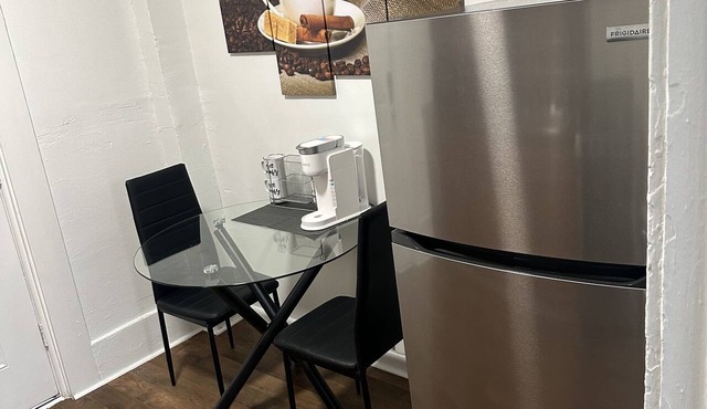 Downtown 1BR Oasis
