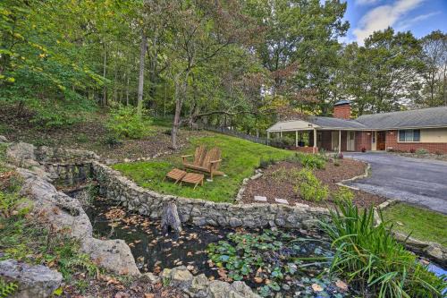Easy Hiking & Sightseeing! Kingsport Home w/Deck