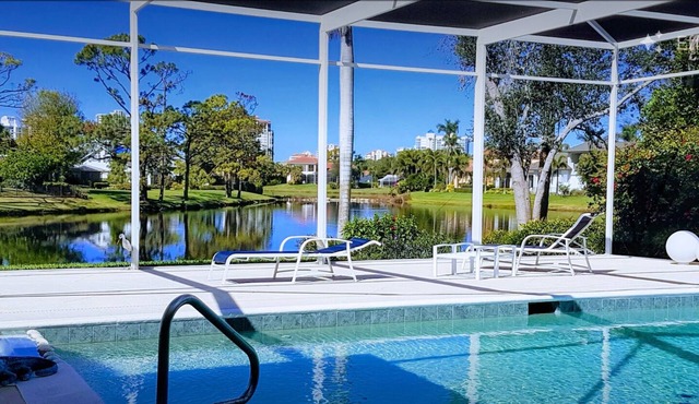 Exclusive Villa - Lakeside, 4 Minutes to Private Beach, Free Wifi