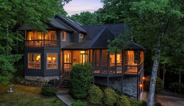 Fox Hollow | Views, Hot Tub, Game Room, Play Area!