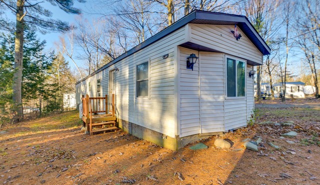 Glenburn Getaway Near Orchards & Penobscot River