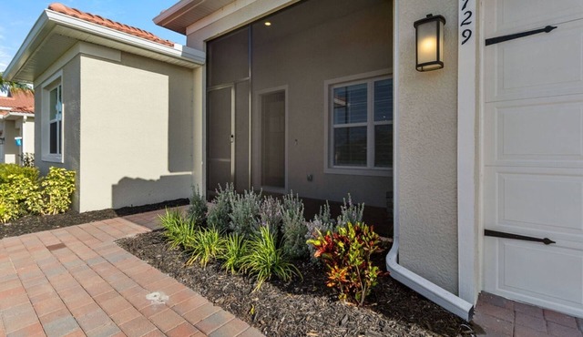 Golf Estates gated community. Enjoy luxurious living with lake view