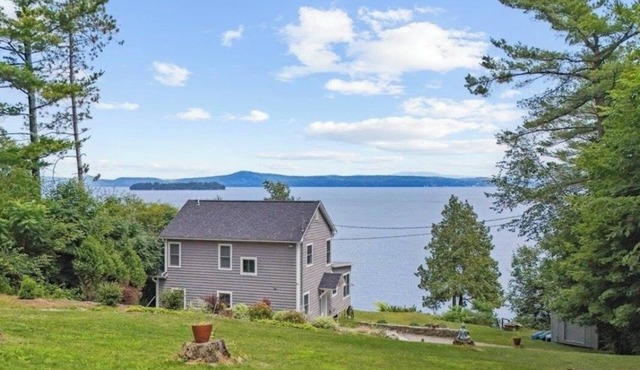 Gorgeous South Hero Sanctuary on Lake Champlain