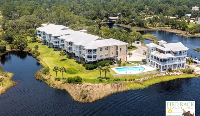 Gulf Breeze #201- Private boat ramp & slip! Balcony overlooking the gulf! WiFi!