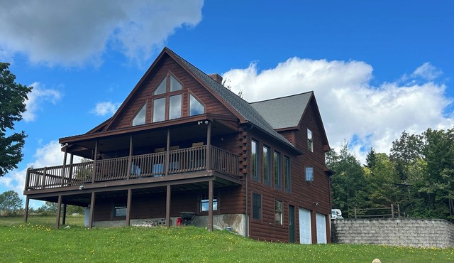 High View Lodge, log chalet with unparalleled views of Western Maine Mountains