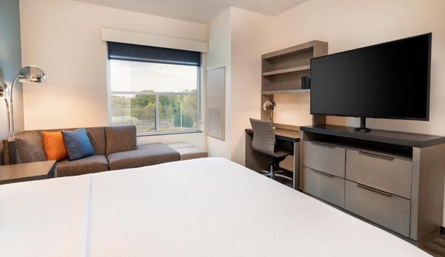 Hyatt House Nashville Airport