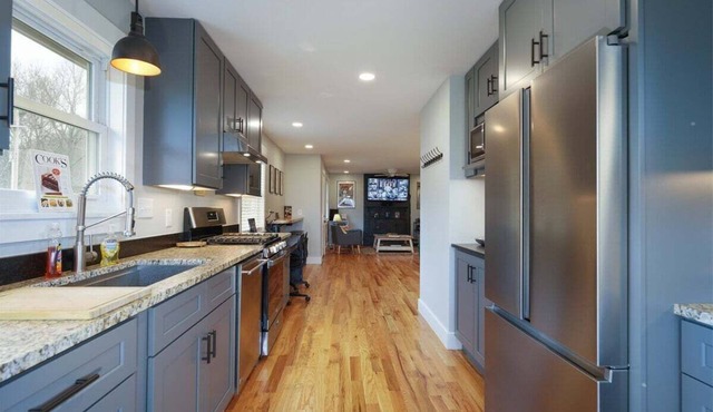 JB`s Place - One Home with Two Living Spaces!
