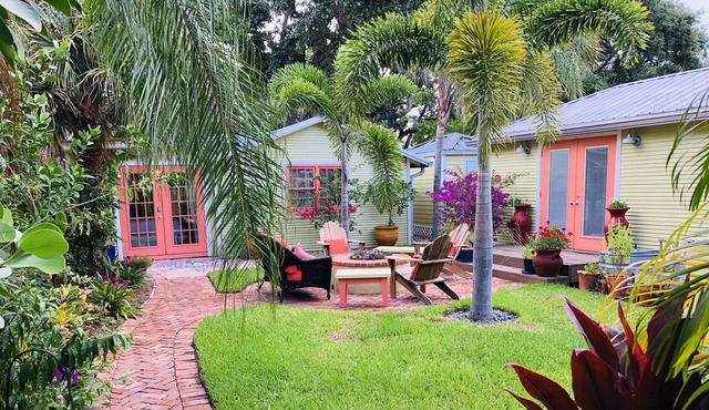 Key West living just 2 minutes from the beach!