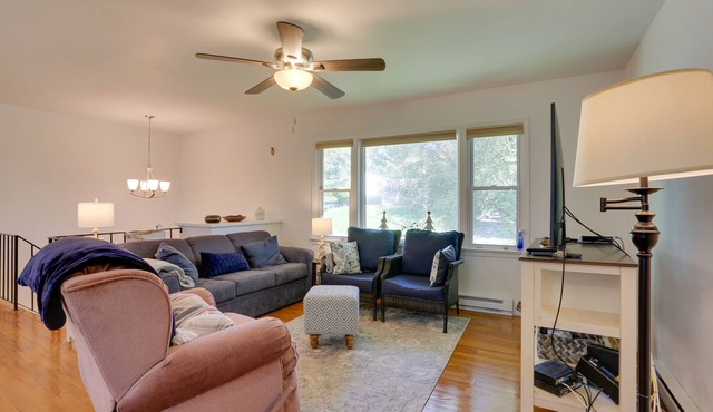Kiamesha Lake Home w/Deck: 4 Mi to Resorts World!