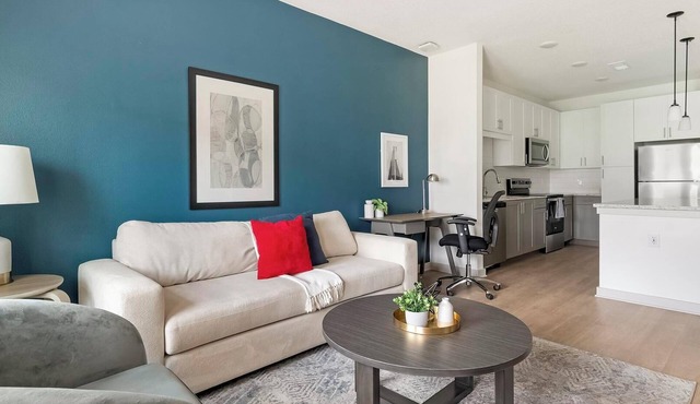 Landing | Chic 1BD, Clubhouse, Gym
