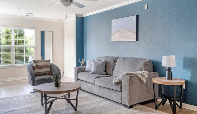 Landing | Chic 2BD, Clubhouse, Game Room