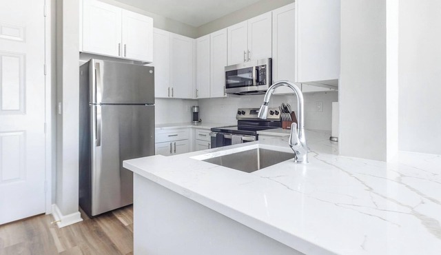 Landing | Spectacular 1BD, Game Room, Clubhouse