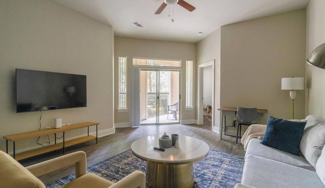 Landing | Stunning 2BD, Yoga Studio, Clubhouse