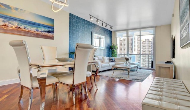 Lux 2BR Condo in Ocean Reserve with Pools and Tennis Courts
