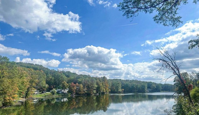Lux Lake Neepaulin Frontage & Panoramic Views Home