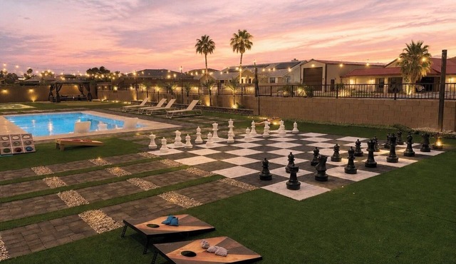 Luxury Vegas Paradise Close to Strip, Allegiant Stadium, and Airport