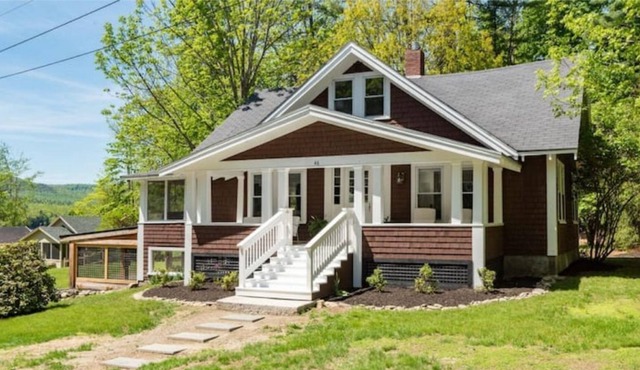 Manor House on Long Pond + Canoe/Kayak