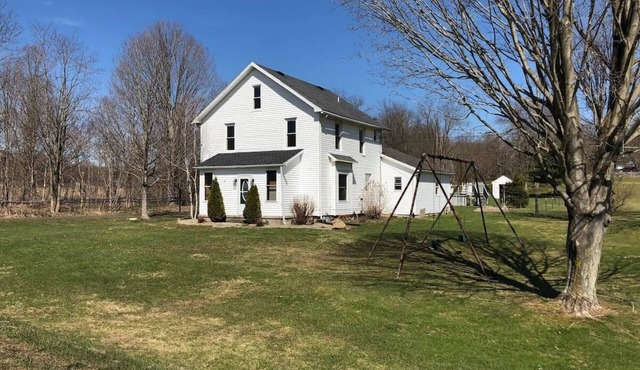 Meadow View Stay at Chautauqua Lake 1.5 Acres