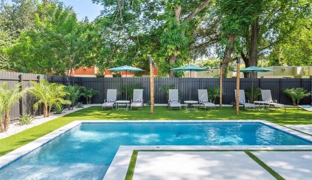 Miami's Premier Poolside Stay
