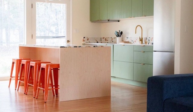 Mid-Century Woodstock Retreat