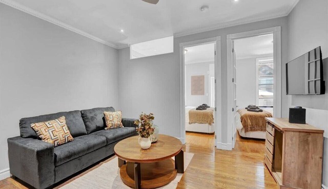 Modern 2BR with Private Garden - In Gramercy Park