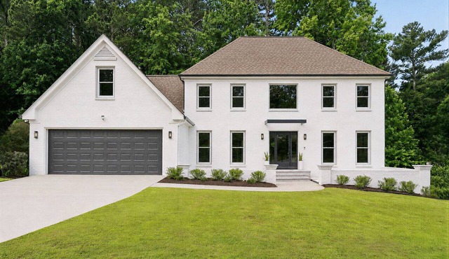 Modern Luxury Spacious Atlanta Retreat