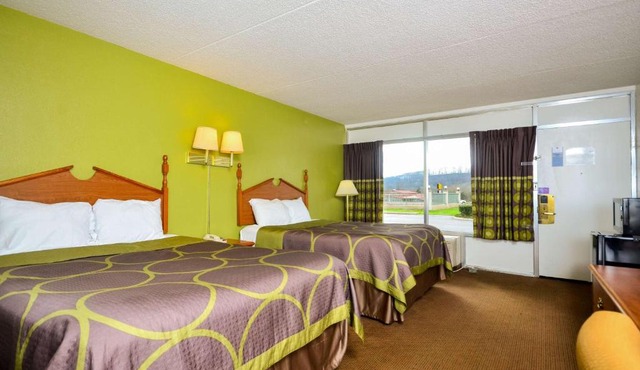 Motel 6-Pulaski, TN