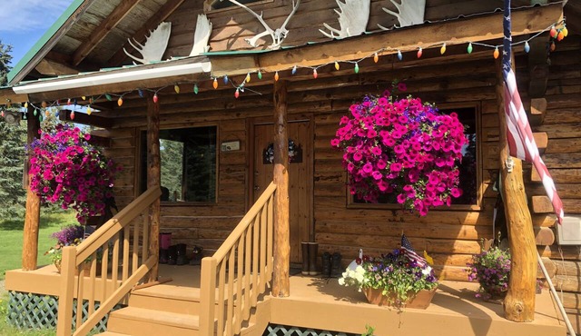 Nestled between Ninilchik and Deep Creek Rivers. 5 minutes from Cook Inlet in Ninilchik