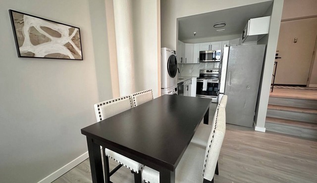 NEW Cozy Apt Bright + Modern W/D
