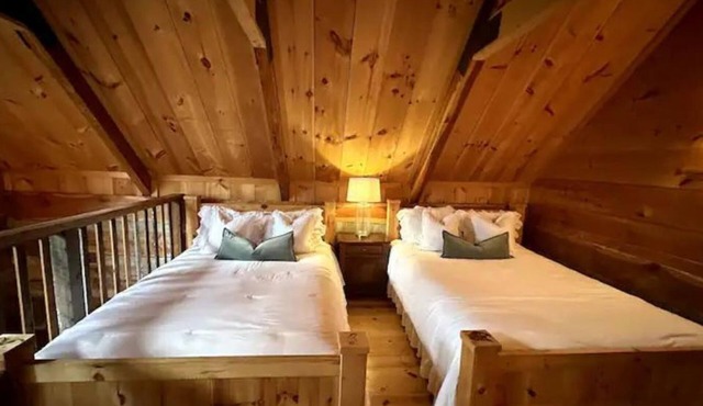 Old Waverly Thinking Cabin in West Point