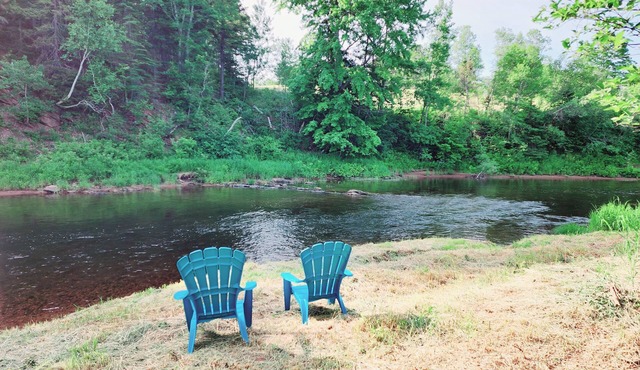 Peaceful Studio Stay w/Hot Tub - sleeps 4 in Oxford Junction