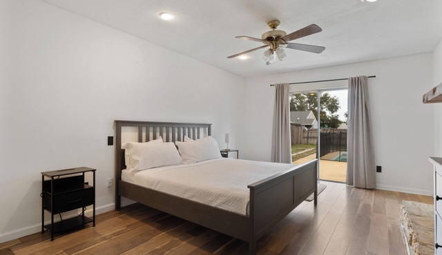 Pleasant and RUSTIC 4-bedroom house in the heart of Orlando