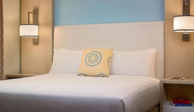 Pleasant Stay, Convenient Location! 2 Relaxing Units, Pets Allowed, Free Parking