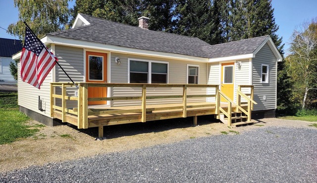 Prime location for snowsledders! Caribou, Maine - The Cottage