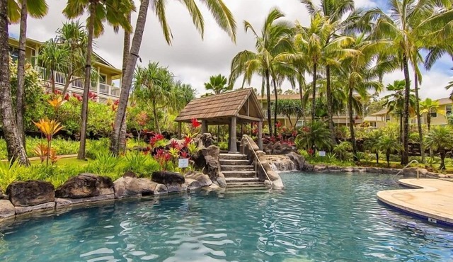Private Paradise: Poolside Townhome Near Hanalei