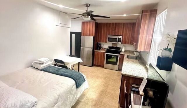 Private Room in Weston FL