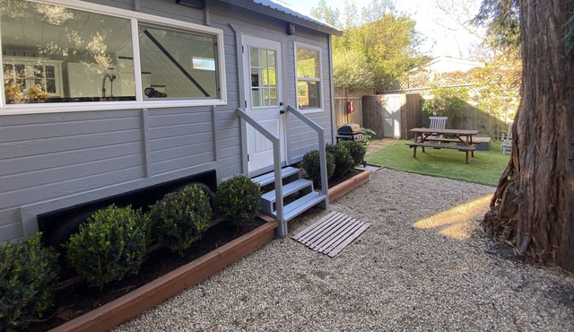 Private Tiny Home, Steps to Beach