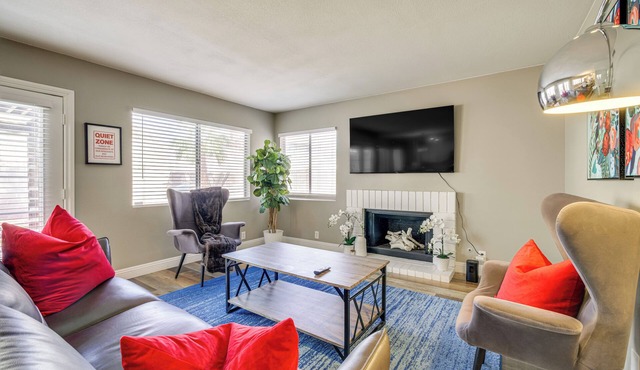 Quiet Henderson Retreat: Extended Stays & Gazebo!
