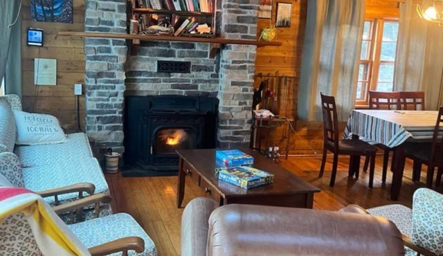 Relax at this peaceful place w/kayaks and dock available for personal boats