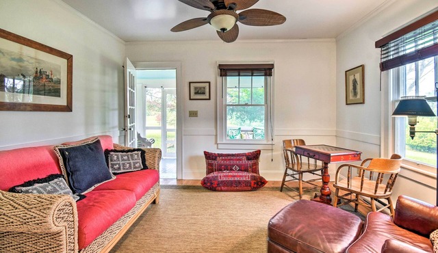 Restored 1930s Cottage on 1 Acre w/Fire Pit