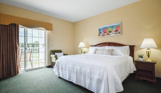 Riverfront Escape! 2 Relaxing Units Near Trails! Pool, Gym & Free Parking! in Pembine