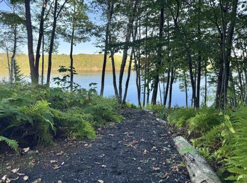 Riverfront home w/deck, amazing views & firepit - near the best of Maine