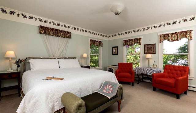 Secluded Rental for Couples on a Farmstead near the Kennebec River, Maine