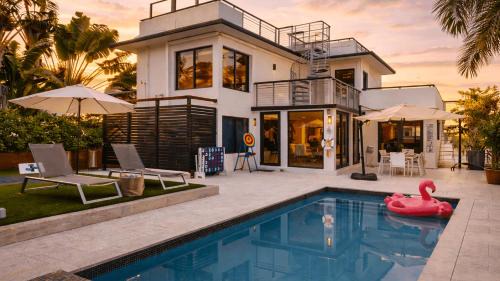 Soleil Modern by AvantStay
