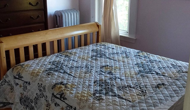 Spacious 3-bedroom apartment near Black mnt, Sunday river, Rumford hospital.
