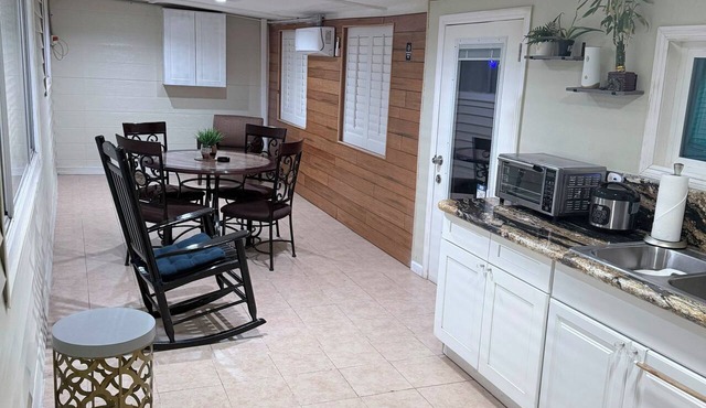 Spacious 4-bedroom house in amazing Las Vegas with AC