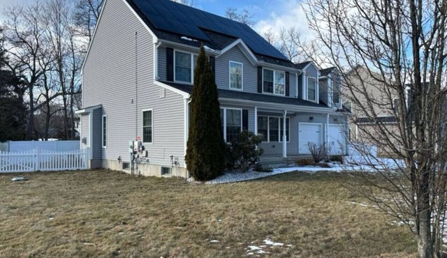 "Spacious 5-Bedroom Retreat for Families & Groups"